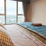 Newly 1Br Apt Cikarang With Pool, Gym & Wi-Fi By 2Ndhome