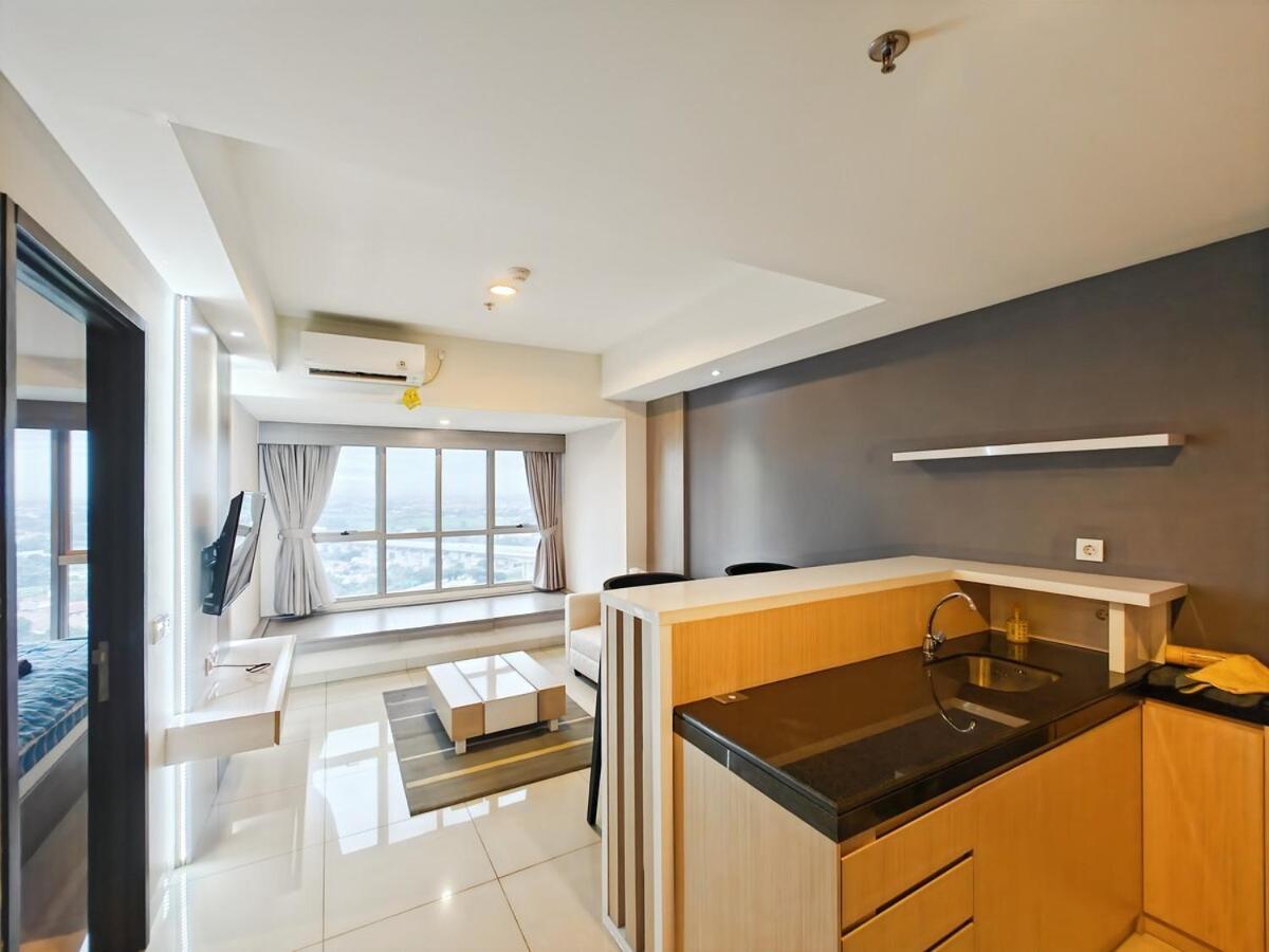 Apartemen Newly 1br Cikarang With Pool, Gym & Wi-fi By 2ndhome