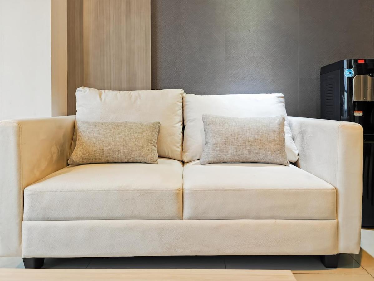 Newly 1br Cikarang With Pool, Gym & Wi-fi By 2ndhome Apartemen Bekasi