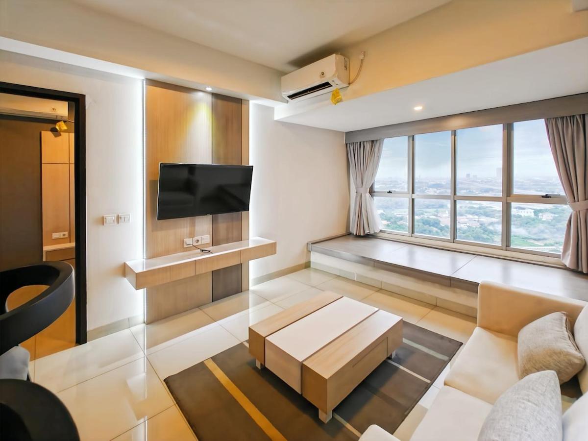 Apartemen Newly 1br Cikarang With Pool, Gym & Wi-fi By 2ndhome *